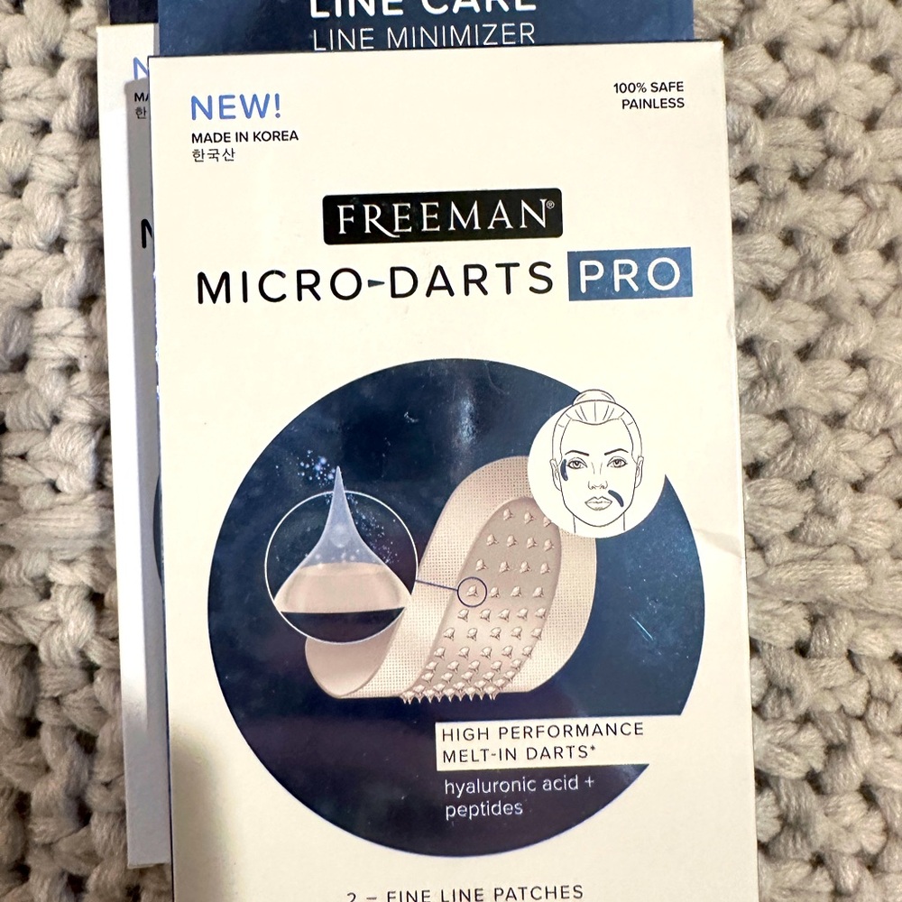 2, 2 packs Freeman micro darts pro.